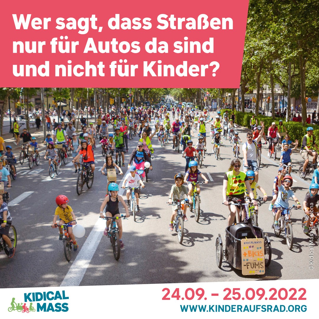 KinderaufsRad's tweet photo. 1/3 Wir brauchen ein kinderfreundliches Straßenverkehrsrecht, denn die Straßen sind für alle da. In 6 Wochen bringen wir unsere Forderungen auf die Straße. Seid dabei! #KidicalMass #UnsGehörtDieStraße https://t.co/6T4cSIFFpp https://t.co/kIp2T3USXQ