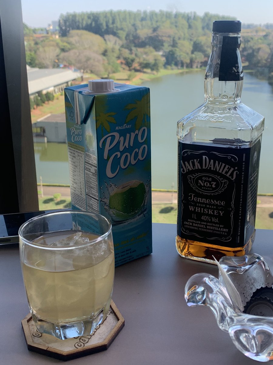 thalealf_'s tweet photo. Só na água não vai não https://t.co/kRv2hjhf3u