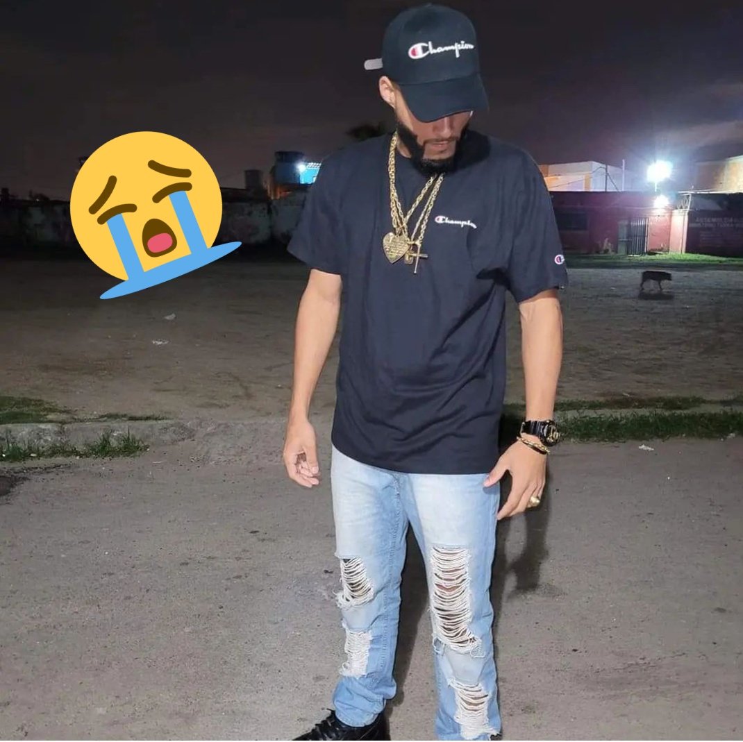 A dor e a saudade ficarão comigo para sempre. Descansa em paz, tio. Meu tio, toda a família está sentindo a sua perda. A cada momento que passa 🥹😔💔🏴