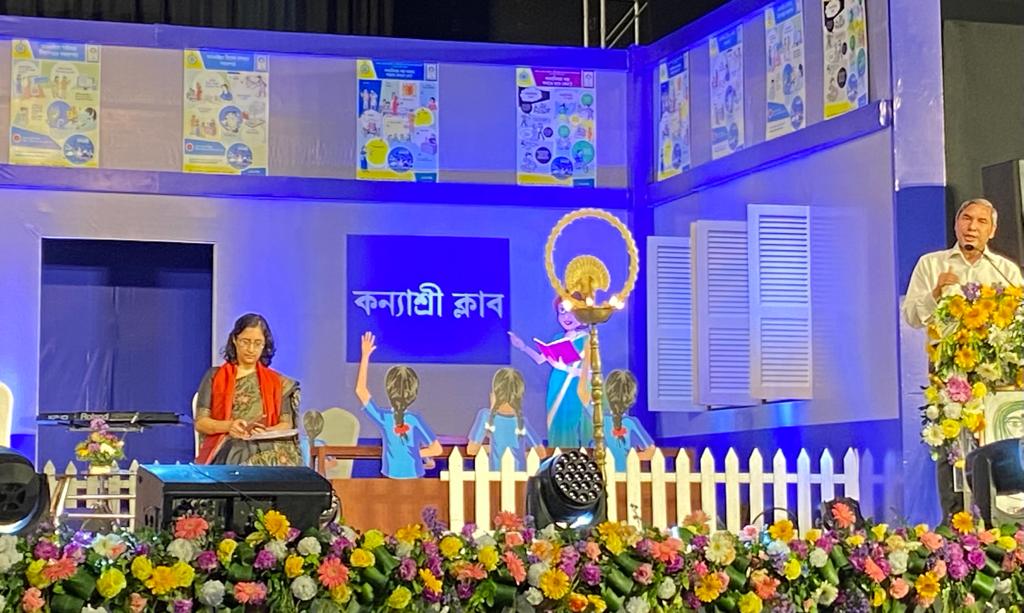 SuchoritaB's tweet photo. The #UNPSA awarded #KanyashreePrakalpa in West Bengal commemorated its 9th foundation day today by renewing commitments on the 'Plus' component of the
#conditionalcashtransfer
scheme, particularly to end evils like child marriage. @UNICEFIndia @Mohamma14052196
@swapnodipa https://t.co/8LQQ351FEv