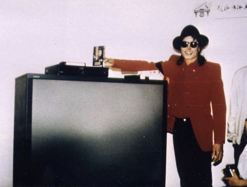 AWW he’s holding moonwalker