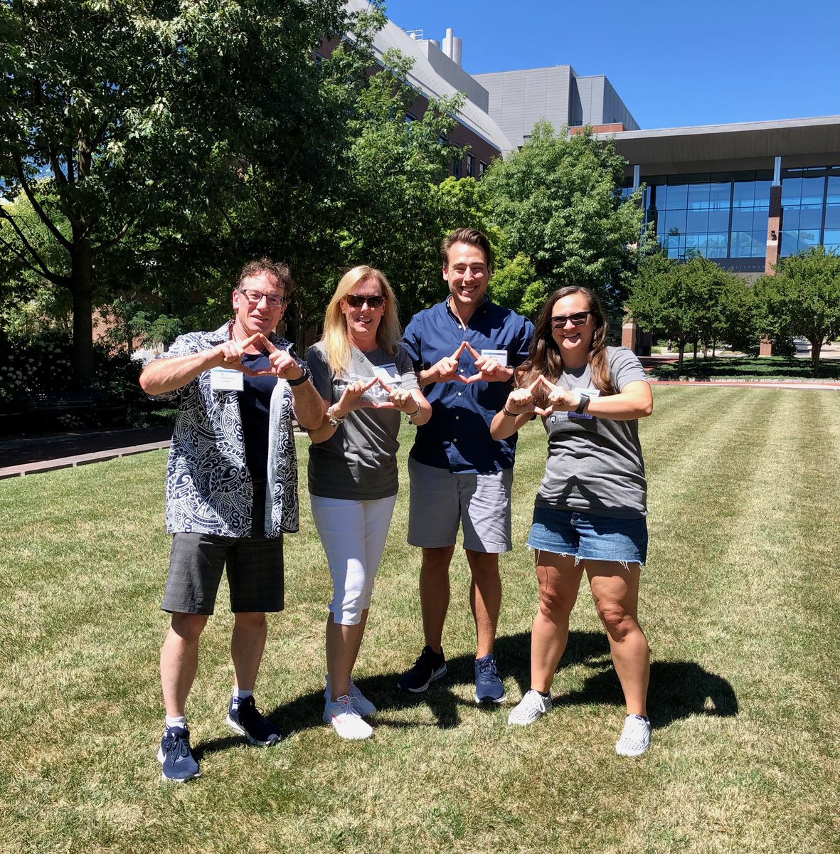 dmaig's tweet photo. Diamonds up at the @PennStateAlums Alumni Leadership Connections Conference this weekend🔹 Great connecting with leaders from @libertyball, @D4ACFTK &amp; @DiamondsGeorgia #ForeverFTK https://t.co/XJA0ga4JOI