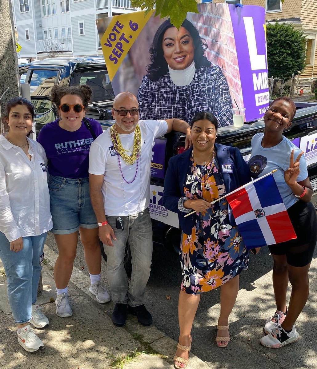 LizForBoston's tweet photo. Que viva la Republica y todos los Dominicanos de Boston!!
Excited to be in community this morning, celebrating with our diverse and vibrant Dominican community in Boston! #JamaicaPlain #HydeSquare #Boston #Mapoli #LizMiranda #LeadWithLiz https://t.co/2MeUDaXQno