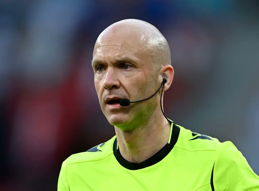 tovers98's tweet photo. Anthony Taylor must never referee a Chelsea game again.

• Chelsea fans see it
• Players and staff see it
• Neutrals see it

He has a long running, consistent bias against the club going back years.

Spread this far and wide https://t.co/jplHQ2XfI7