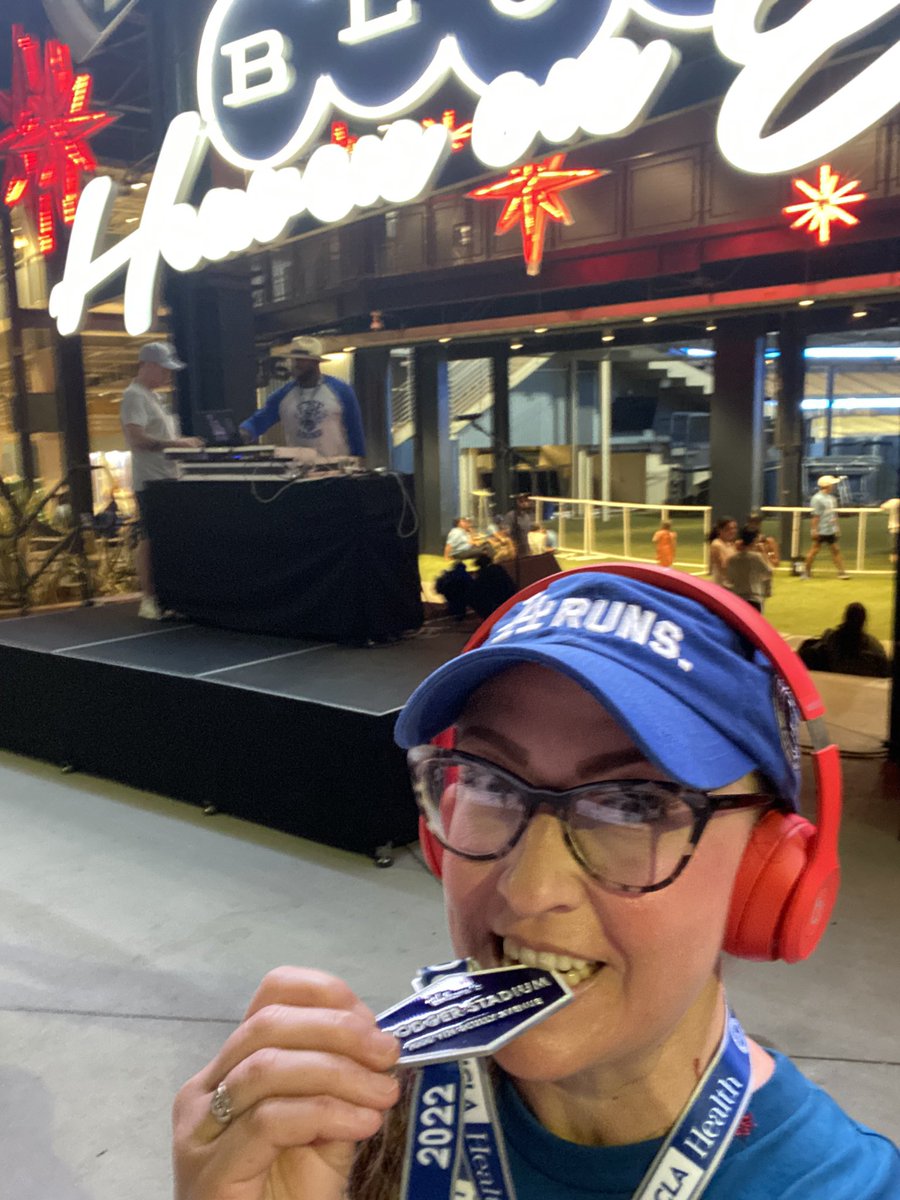 Drbunny17's tweet photo. Finished my first 10K since the pandemic! Thanks to @DodgersFdn for the wonderful event and @PreetBharara for providing a fascinating podcast to listen to on the path! I didn’t hit my target time, but it just felt good to be out. #ForVin https://t.co/5ht02Ro9Fc