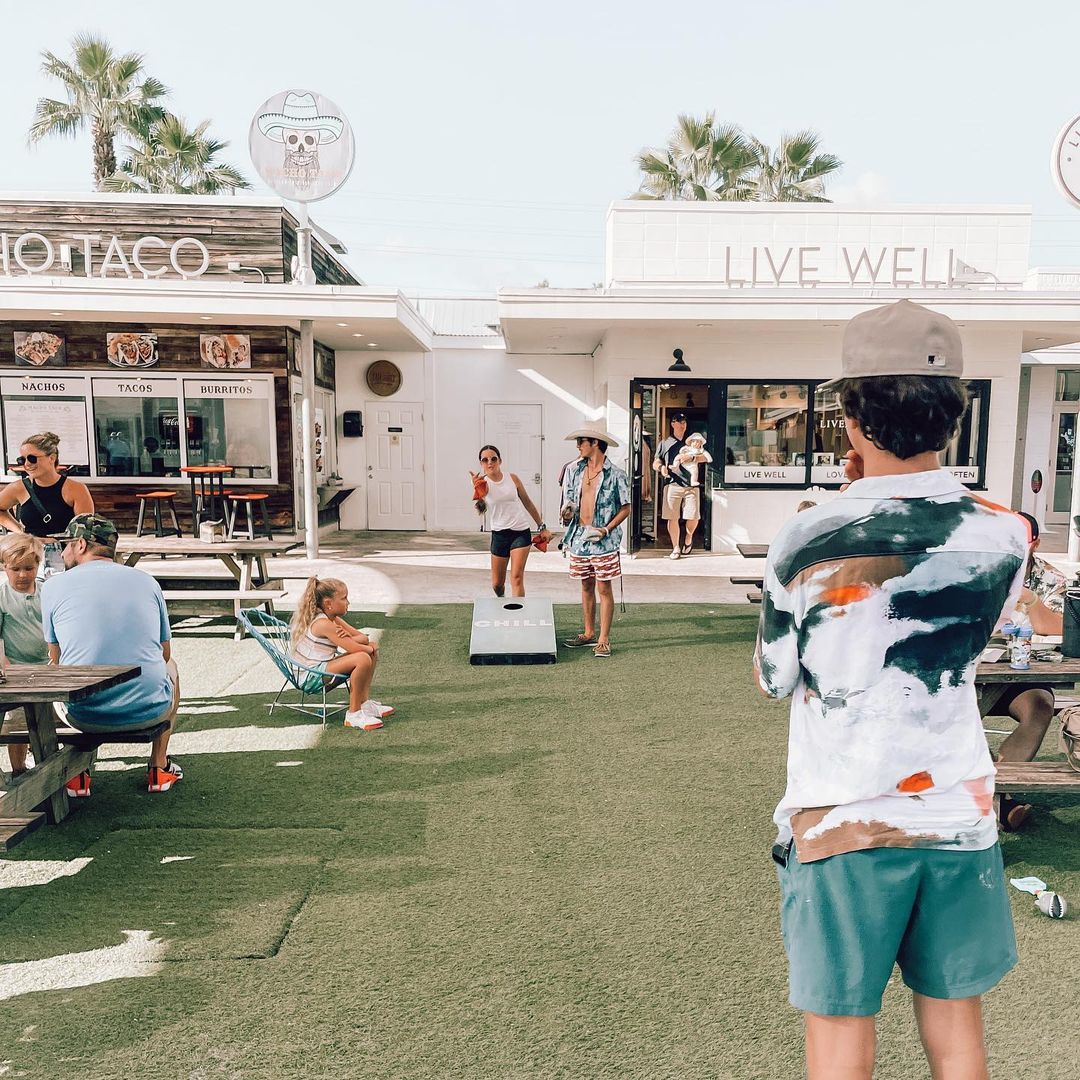 TheBigChill30A's tweet photo. Now this is what we call a Sunday Funday!🎉 

#thebigchill #thebigchill30a #30a #30aeats #30avacation #30avacay #sowal #southwalton #30agetaway #30abeaches #30astyle #hey30a #30aescapes #familyfun #cornhole #livemusic #summer #danceparty #familyfriendly https://t.co/a31rKWFSpa
