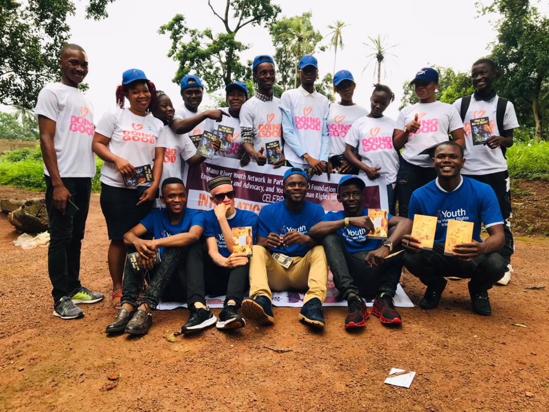 fodaysoriek's tweet photo. International Youth Day 2022 celebration in Kambia District. -Awareness raising on human rights and electioneering process
-Distribution of 5000 Human Rights books and
-Engagement of state institutions 
#Fouundationforyouthempoermentanfadvocacy
#Youthforhumanrightsinternational https://t.co/r7xZA6Ot3e
