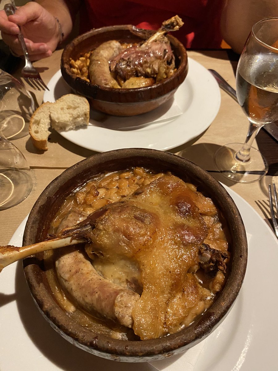 gmilleperdir's tweet photo. Pause touristique a Carcassone https://t.co/LYhBdzD5RM