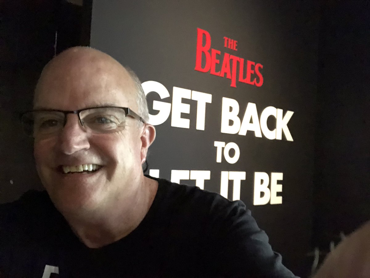 LesRoseSyracuse's tweet photo. @rockhall of Fame is pure joy. And it gained some more heavenly moments with the new addition of @thebeatles #GetBack. Thanks staffers for your kindness! @RickyReports see you tomorrow in #LexingtonKY w your #WLEX News boss! @WSAV in #ChalestonWV soon! @NewhouseSU @NewhouseBDJ https://t.co/kTdp227ykJ