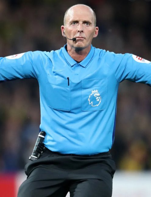 CFCLamps_'s tweet photo. @premierleague Get #MikeDeanOut aswell. The clown behind the camera https://t.co/OL6QiX8hRQ