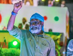 wishfmkenya's tweet photo. #ElectionKE
Prof Wajackoyah: We're Confident We'll Win Presidential Election.
Roots Party has exuded confidence that its presidential candidate Prof. George Wajackoyah will clinch the presidency seat.
Oliver Mathenge
Tuju
President uhuru
Kindiki
Pork
Babu owino
Millicent Omanga https://t.co/hfhQtW0V61