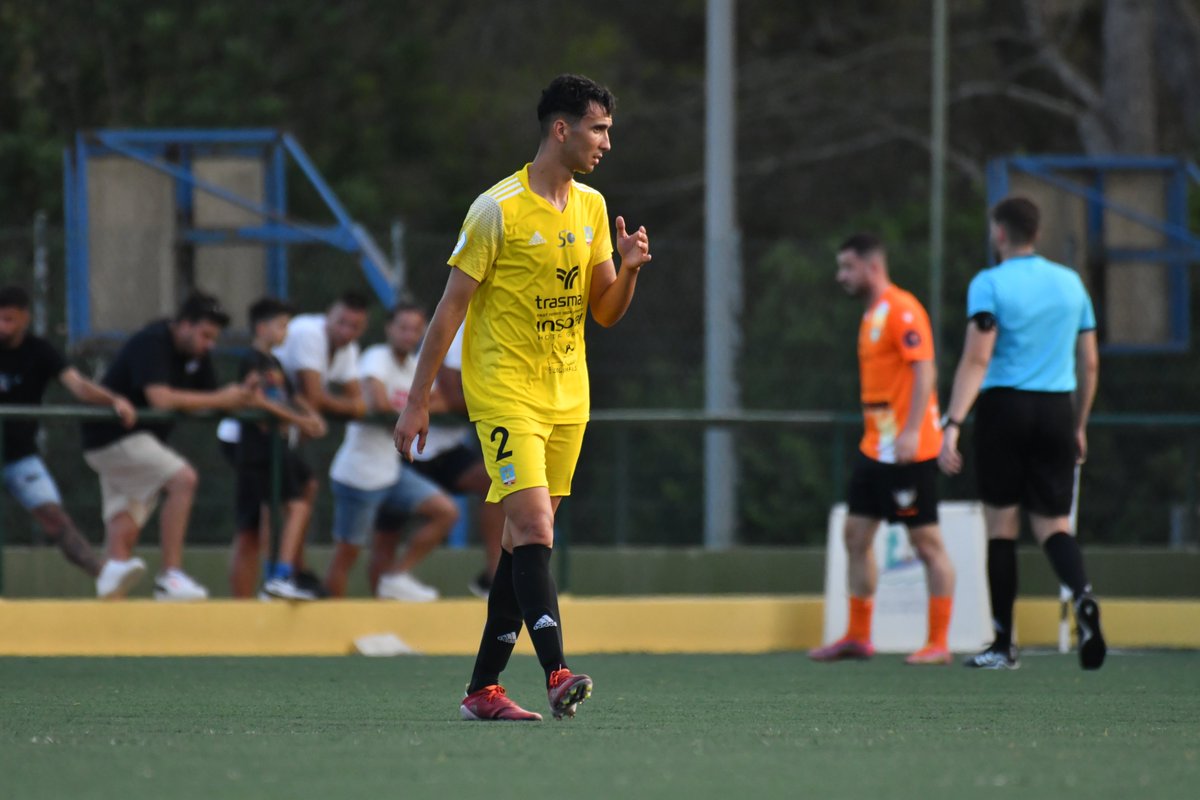 Moha continua fent la pretemporada amb el club i si les dos parts ho veuen bé existeix la possibilitat que el jugador de Formentera es quedi aquí aquesta temporada.
<a href="/mohajami3/">Moha Jami</a>