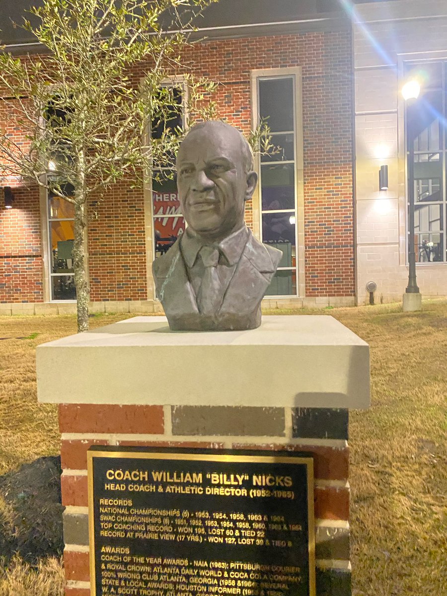 pvsigmas's tweet image. We would like to take the time to exemplify the day Delta Theta was chartered. They have been paving ways for young men and their ideal, talents, and beliefs, Happy charter day to the brothers of the Delta Theta chapter.💙
#LongLiveDeltaTheta #GOMAB