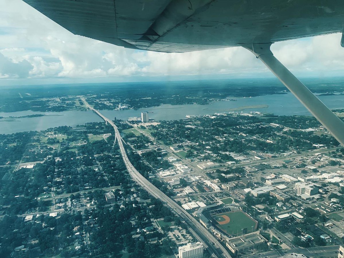 amberspradley's tweet photo. Incredible views from above 😍 https://t.co/eHNcSzbsaU