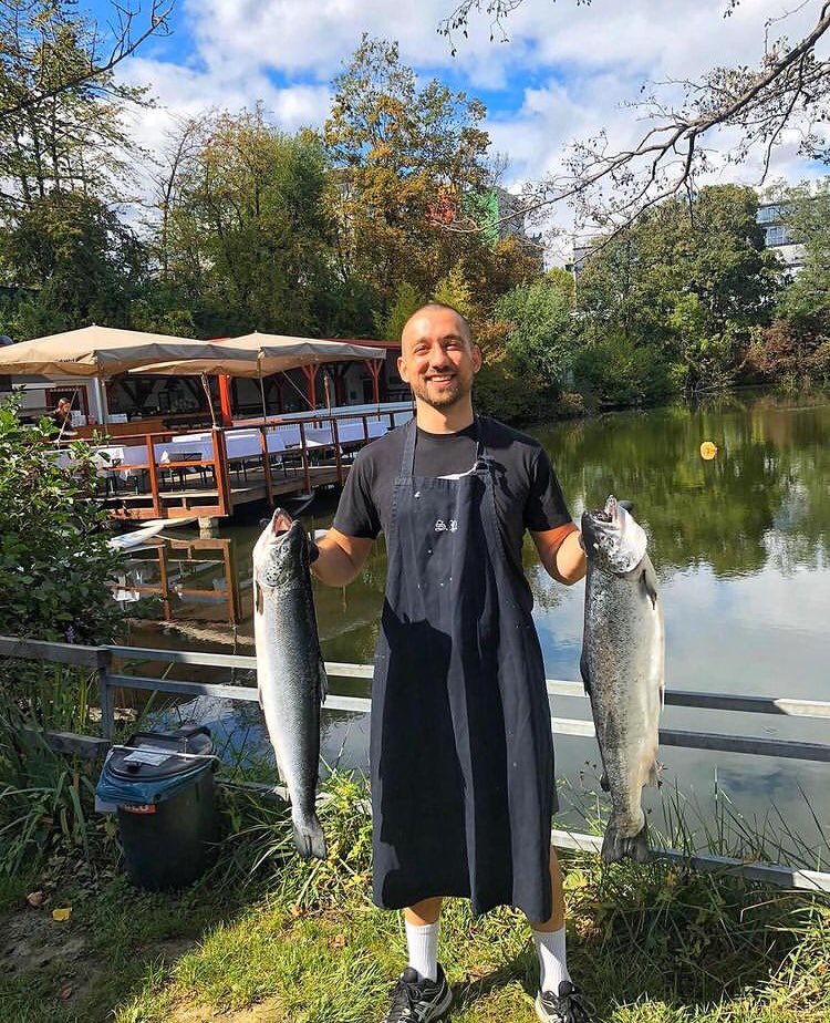 benvalbu's tweet photo. yedeklerden gelip şampiyon olan ilk isim EGE PAKALIN yazdıracağız #mastercheftürkiye https://t.co/8SBzUouQ2k