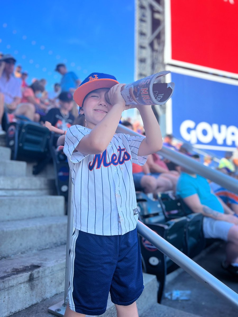 NittoliL's tweet photo. My @Mets lovin’ boy pretending to be one of the @SNYtv camera guys! https://t.co/lKc6fRNINE