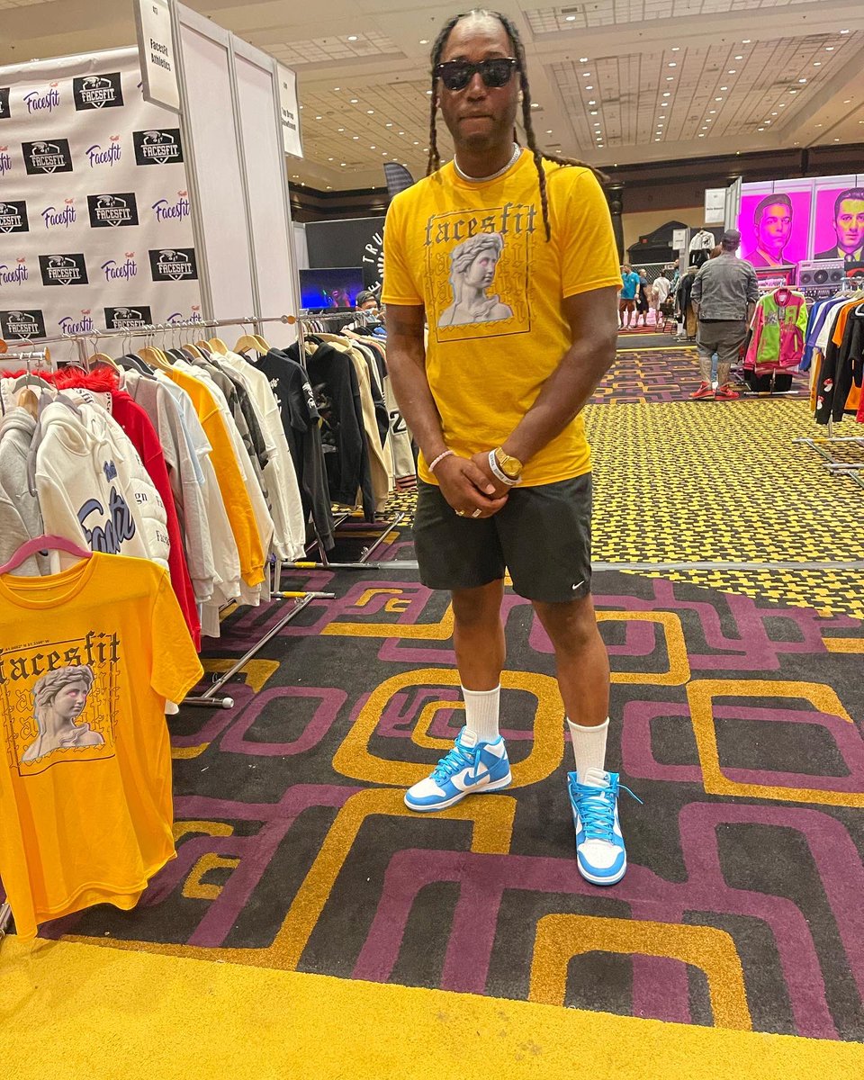 marleyorhendrix's tweet photo. FACES FIT ATHLETICS at @AgendaShow #agendashow2022 #facesfit #lasvegas https://t.co/790w59kEc5