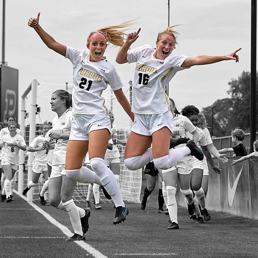 PurdueSoccer's tweet photo. That off day feeling when the regular season starts in just 4 days! 😃

#BoilerUp 🚂⚽️ https://t.co/UdwFdxwmAA