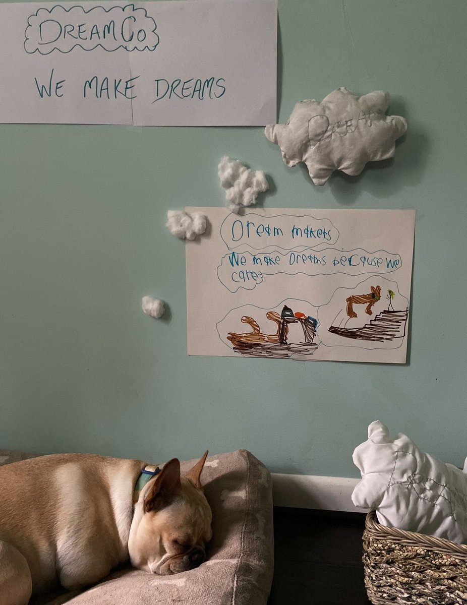 VGishi's tweet photo. The next #GISH pet item is #Item181, which demonstrates another 🐶VeniVidiGISHI🐶 pet in dreamland.
Did anyone catch the Sandman? https://t.co/xSmxpKMJT9