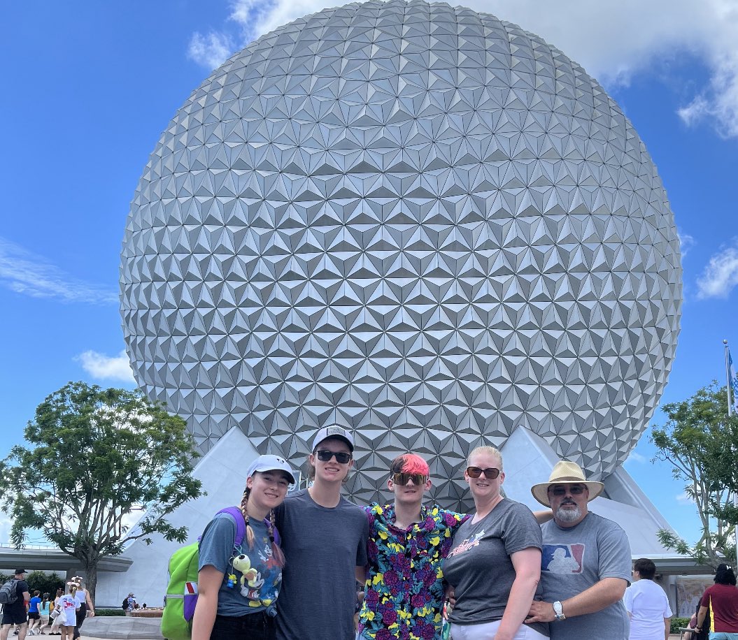 Happy #SpaceshipEarthSunday ! Four days until we see her again for our 20th wedding anniversary trip!