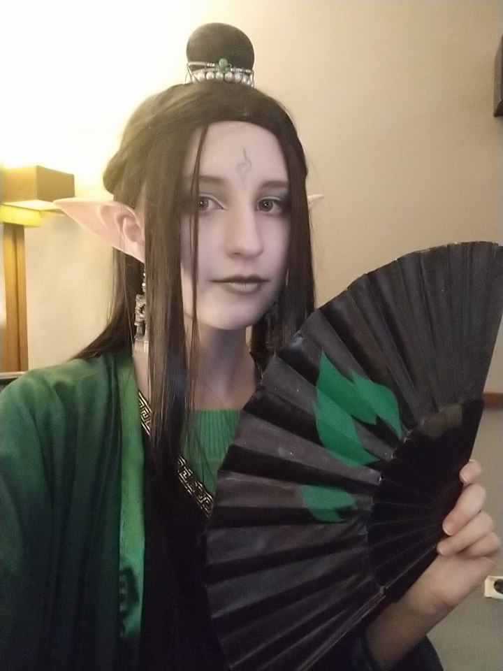 В честь этого держите фоточки с питерского феста, на который я неожиданно попала хд