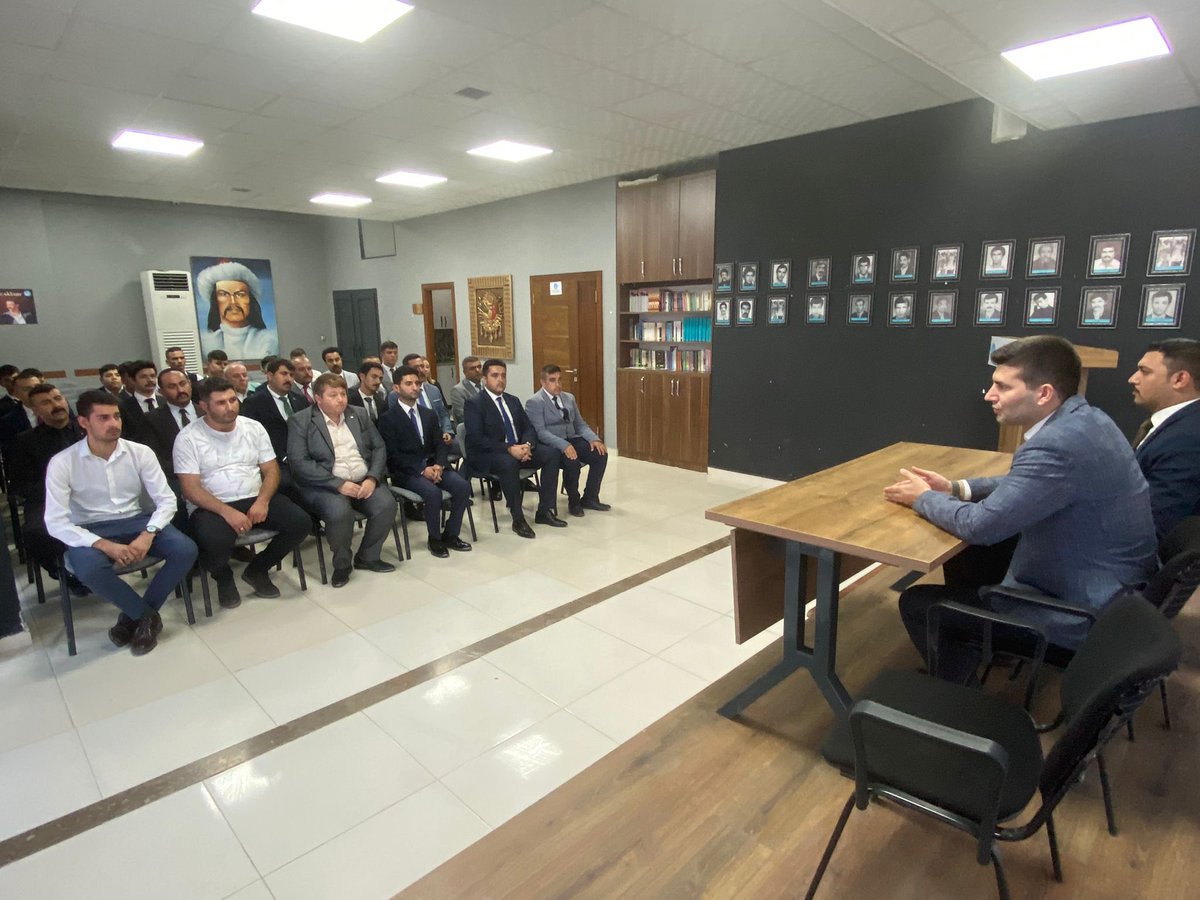 Ülkü Ocakları Hatay İl Başkanlığımızı ziyaret ederek ülküdaşlarımızla sohbet ettik.

Kıymetli ülküdaşlarımıza çalışmalarında kolaylıklar diliyorum.🇹🇷
