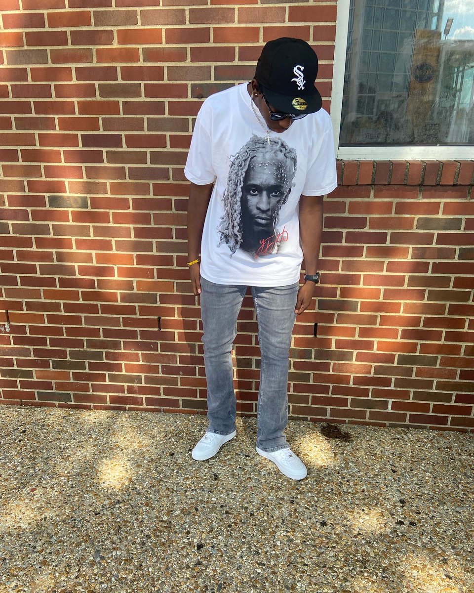 DemetryDecloue2's tweet photo. I been putting on like way back in the day. The price tag the only thing that changed. 1of1 #gramfam #viral https://t.co/tZhoPs8ave