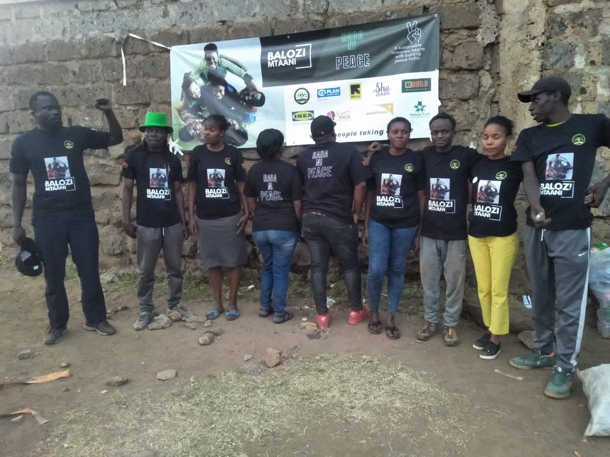 suicultura19's tweet photo. We continue to urge the youths to remain calm and to uphold their promise of being agents of peace as well as peace ambassadors in their neighborhoods.  
@tonnimaich @clichydidi @OS_YouthCenter @pamoja_trust @UhaiWetu 
#TusiBleedNdioWaLead
#UchaguzuBilaNoma
#RadaniPeace https://t.co/KuCrsxpbB5