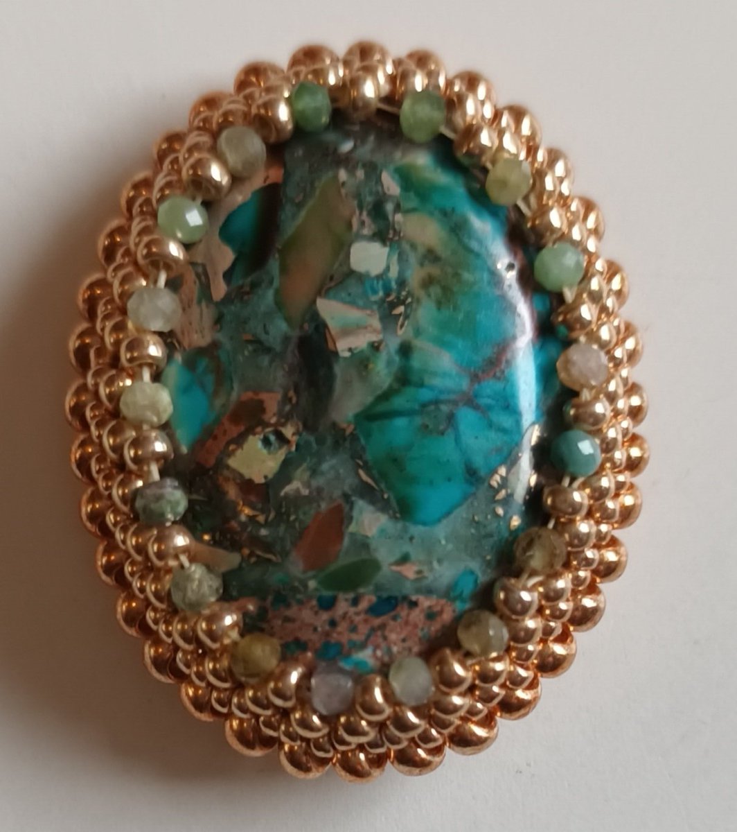 Beaupepys's tweet photo. Bezeled imperial jasper cabochon with tiny tourmalines #HandmadeHour https://t.co/QU7VsO43Ml
