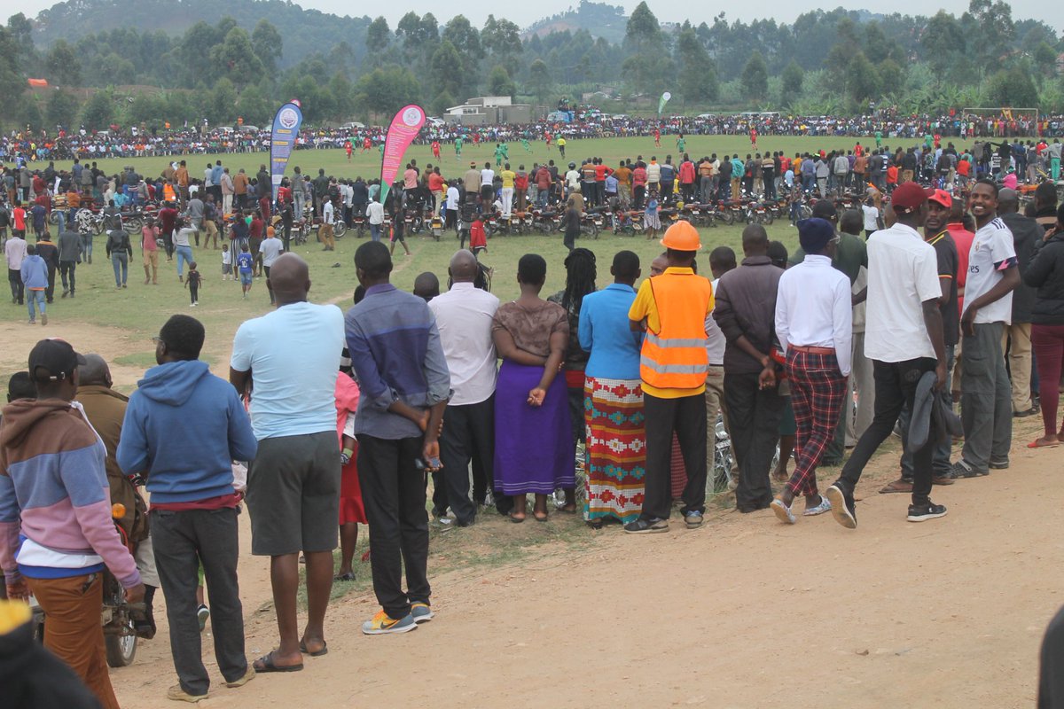 Ankolecup's tweet photo. Bushenyi stadium today ✌️

#AnkoleDistrictsCup
#TwiinEntaranta
#CentenaryBank https://t.co/QwdATFj9Mv