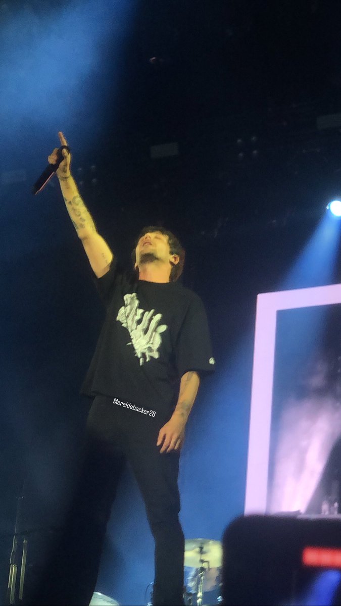 BackerMerel's tweet photo. I cant believe this 🥹 gonne miss thus man sm 🥺 #LouisTomlinson #LokerseFeesten #LokerseFeestenlouistomlinson #LouisTomlinsonlokersefeesten @Louis_Tomlinson @LTHQOfficial @LokerseFeesten https://t.co/WEgBKgsdoq