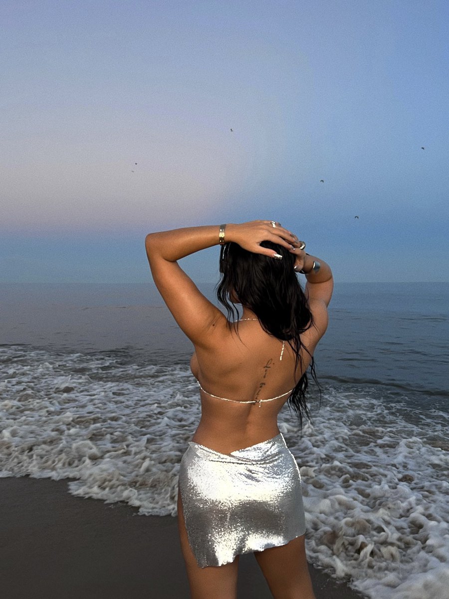 amrezy's tweet photo. otherworldly 🫧 https://t.co/91m67mQ4ge