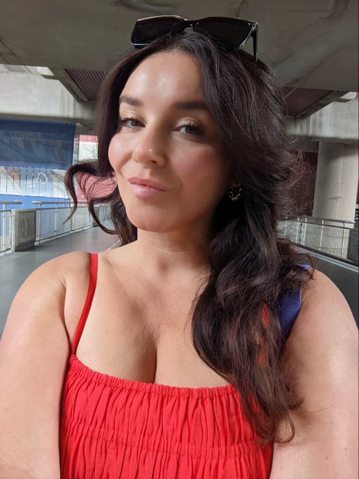 Mommy finally made it to Vegas in time for my sweet overnight with someone very lucky 🎲🎲 🍼🍼 https://t<a href="/tag/milf"class="tags"><span>#milf</span></a><a href="/tag/mommyknowsbest"class="tags"><span>#mommyknowsbest</span></a><a href="/tag/hotmom"class="tags"><span>#hotmom</span></a><a href="/tag/actualmilf"class="tags"><span>#actualmilf</span></a><a href="/tag/ho"class="tags"><span>#ho</span></a>