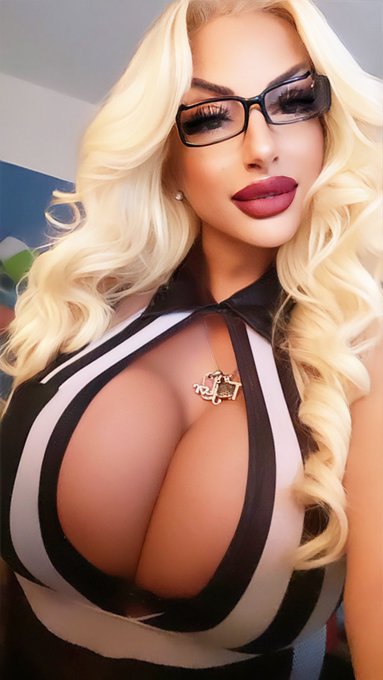 I feel like I&rsquo;ve been neglecting my #thirsttrap game lately so let&rsquo;s kick it up a notch #football is<a href="/tag/thirsttrap"class="tags">#thirsttrap</a><a href="/tag/nfl"class="tags"><span>#nfl</span></a><a href="/tag/football"class="tags"><span>#football</span></a><a href="/tag/sportsbetting"class="tags"><span>#sportsbetting</span></a><a href="/tag/gamblingtwitte"class="tags"><span>#gamblingtwitte</span></a>