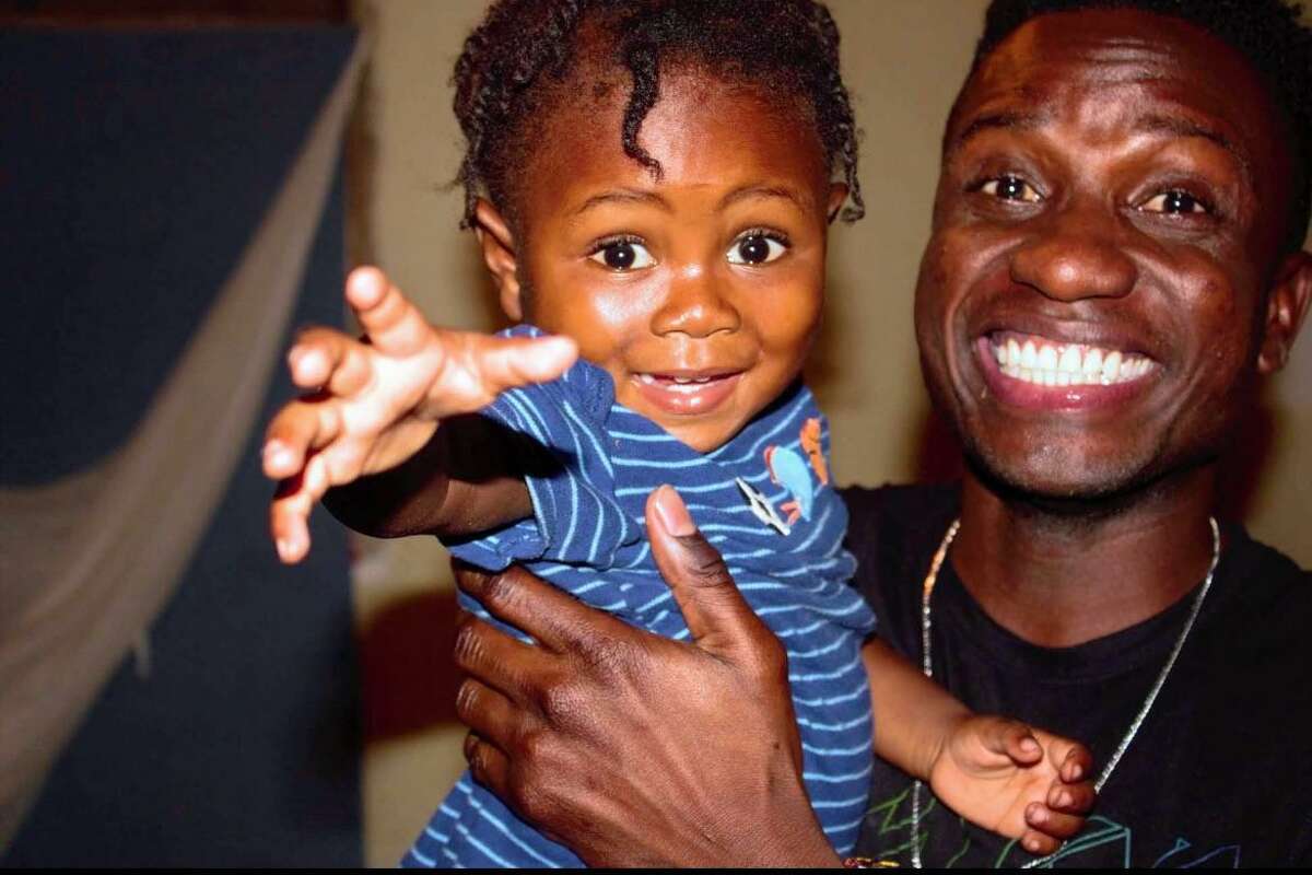 HoustonChron's tweet photo. After finding an abandoned baby in the trash, this Texas student chose fatherhood https://t.co/nuBKANpo9Z https://t.co/dw7CvWFucg