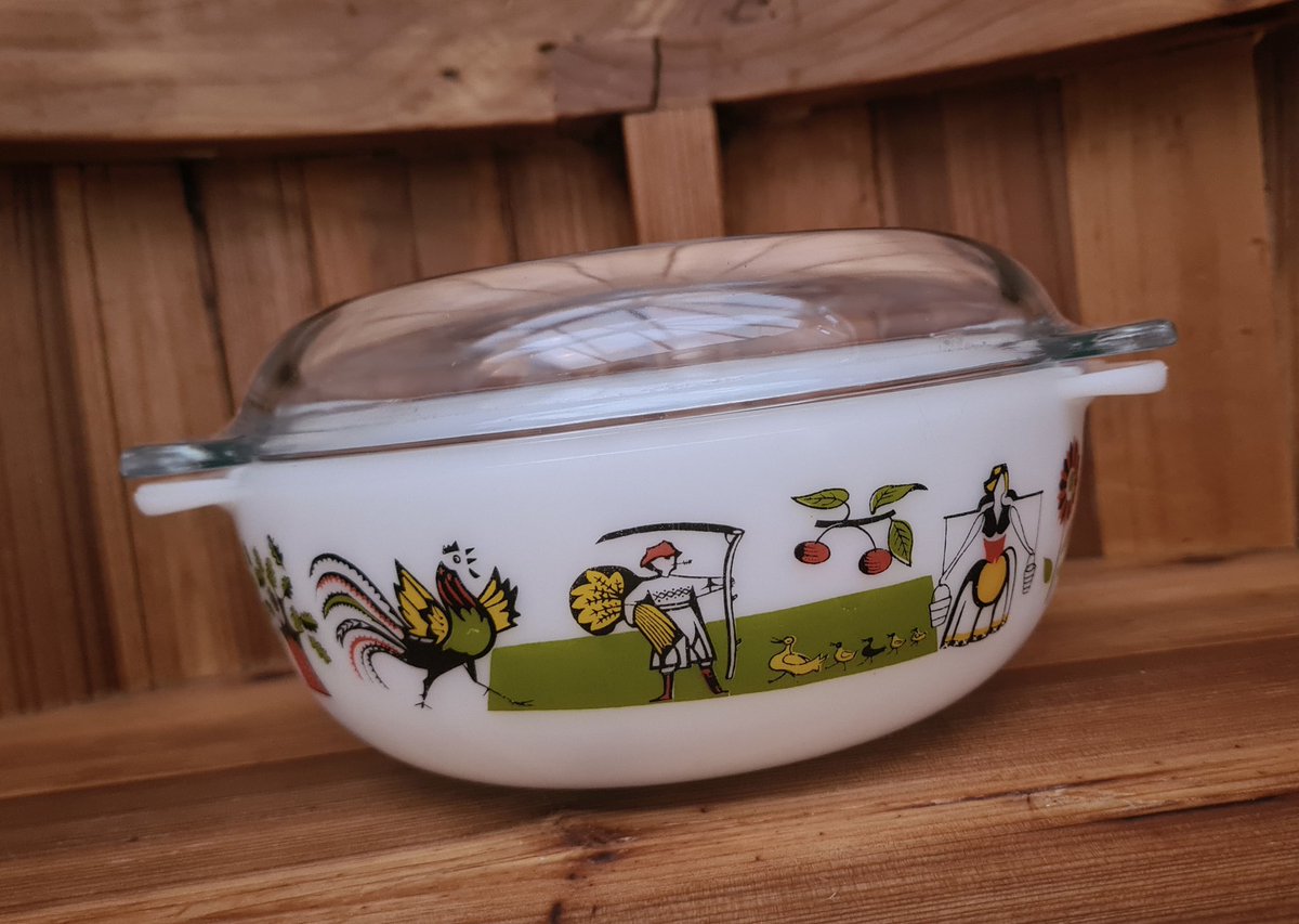 PartyPyrex's tweet photo. No new items in the shop this week as we’ve been on a vintage Pyrex road trip which turned into a bit of an epic!  Thought we’d give you a sneak preview of one of the star attractions coming soon to https://t.co/gej0YpjsaV. #VintagePyrex #CountryLife #RarePyrex https://t.co/2LDBOkx06e