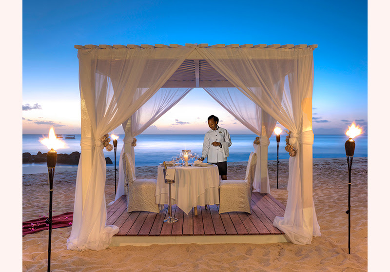 RachelleCriss's tweet photo. Planning your wedding for 2023-2024 or just a romantic getaway... Let's see what we can do!! https://t.co/lgLlFu74vY