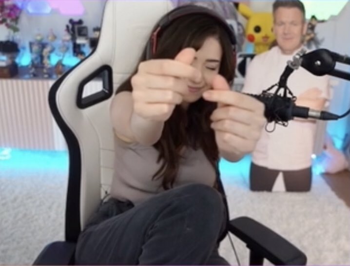 ExplainingPoki's tweet image. GOOOOOD AFTERNOOON AAAAAA
IT IS ☀️DAY EVERYONE WOOOO, HAVE AN AWESOME DAY, DRINK LOTS OF WATER AND BE NICE TO YOURSELF AND OTHERS:)
MUCH LOVE 💜