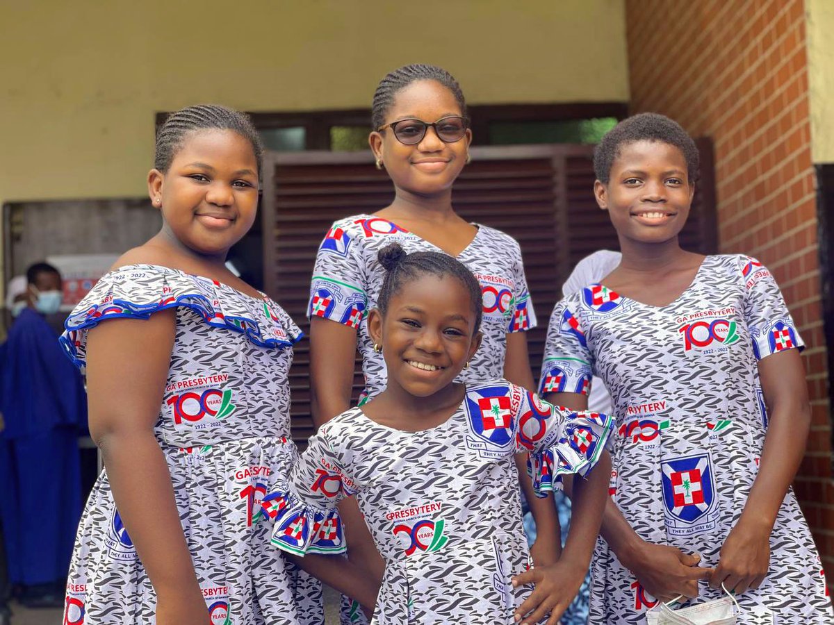 GaPresbytery's tweet photo. Now that's how you do it😍😍😍😍

Shalom with that trademark picture backdrop 📸📸📸

We see @cyril_young😀😀😀

#GaPresbyteryIs100Years
#RepYourCentenaryCloth 
#WeAreGa
#GratefulForOurHeritage https://t.co/4WV6IhkekT