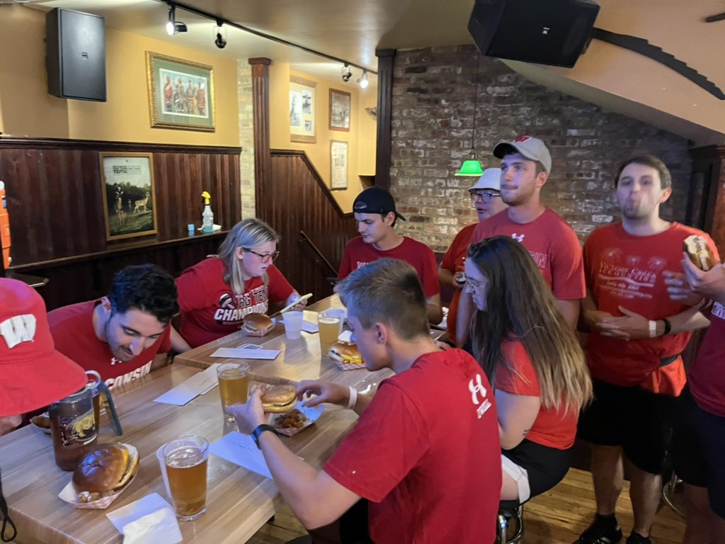 gamejackso's tweet image. Spot the difference