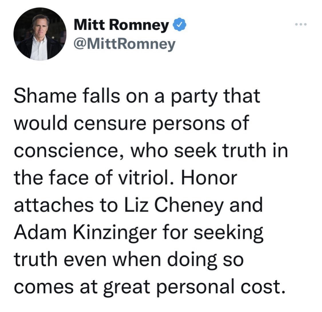 dianeeldredge99's tweet photo. @RpsAgainstTrump @Kimquilts2 I agree with @MittRomney #LizCheney is exceptional! 🇺🇸 I would vote for Liz as President in a heartbeat! #VoteForLizCheney 🙏💗 #Wyoming TruthMatters! https://t.co/9GH6TeIJws