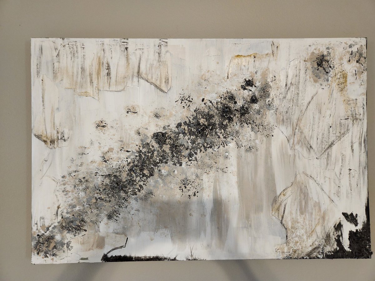 GLambrecht141's tweet image. When the wife says she's a nurse not an artist. #hobbywork #getitgjrl