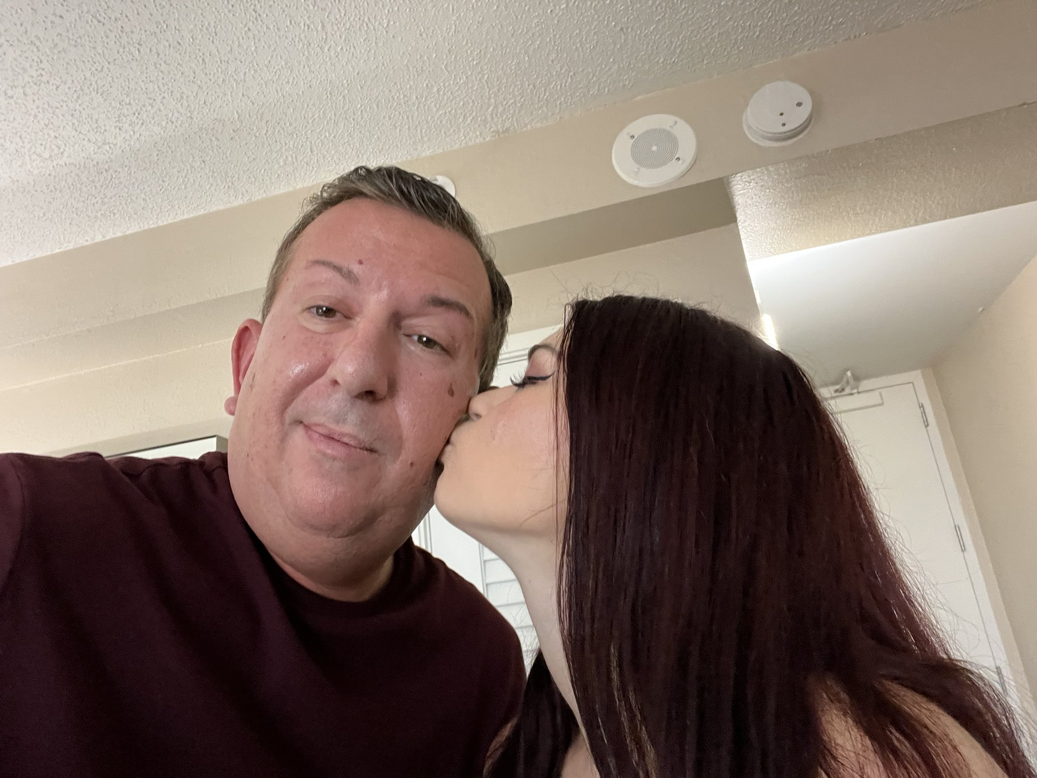 2 pic. My step daughter @anastasiarosexx was so nice to surprise me with a visit today. Her mom wasn’t home, so we did some very naughty things together while she was gone for the day 😈 @fetishcon https://t.co/OVilZwPCPH