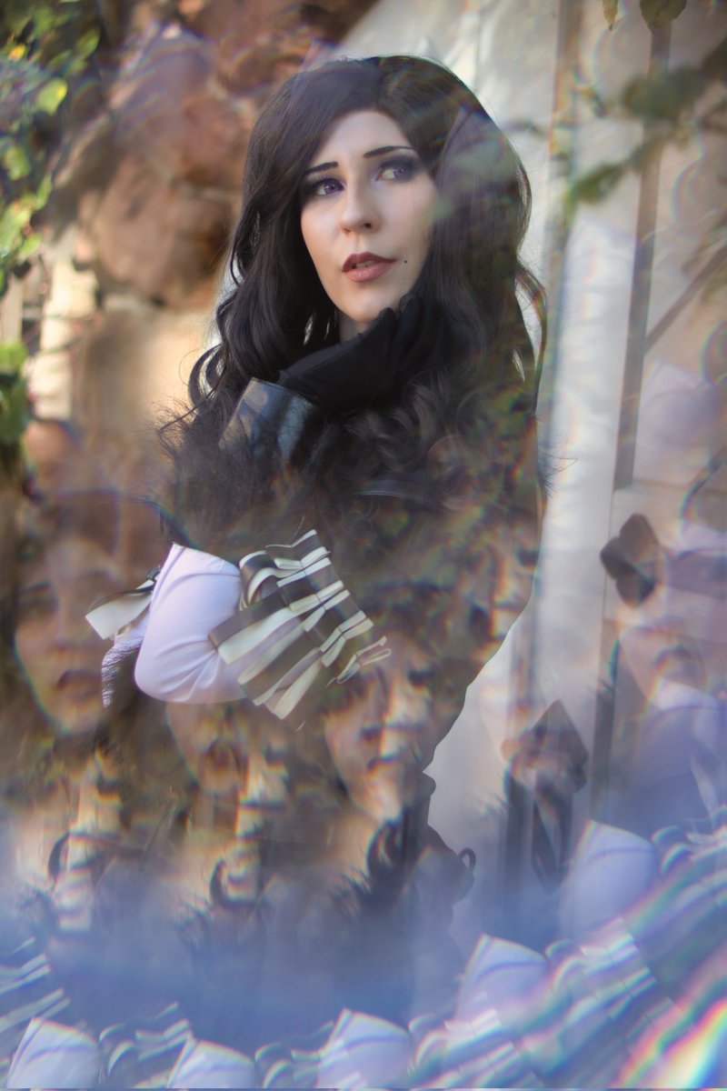 Marcel_892_'s tweet photo. I had tried something with a prism for a change. I think it's good for the start :)

https://t.co/hNl7erBKrZ

#cosplay #yennefer #witcher
#getfractals https://t.co/ADD5ORHooZ