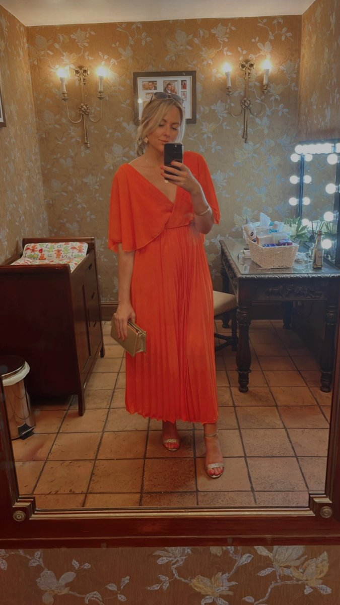 🥂