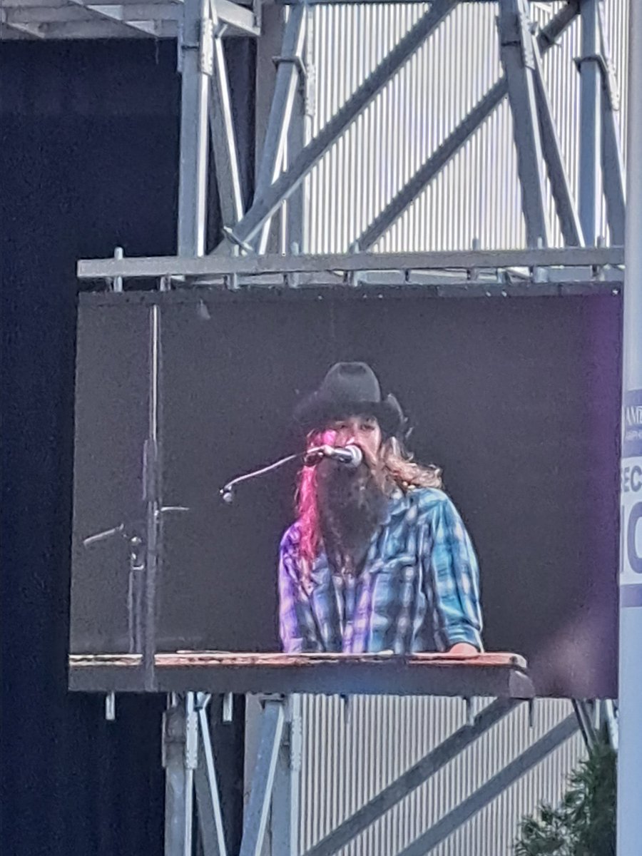 lenabeachypants's tweet photo. @warddavismusic since a hoax tried to reply to my comment on your Facebook post about Clint Black, I will say it here! I was gushing about seeing you last night! Amazing job as always!!! https://t.co/nP3H4emLhQ