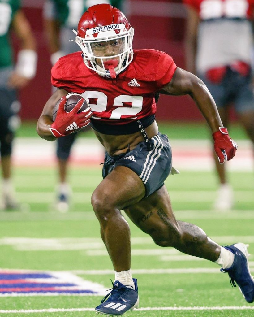 Gsherrod3's tweet photo. Happy 20th birthday Malik. Welcome to the Dub club😅 Son. https://t.co/FAiICiD0XY