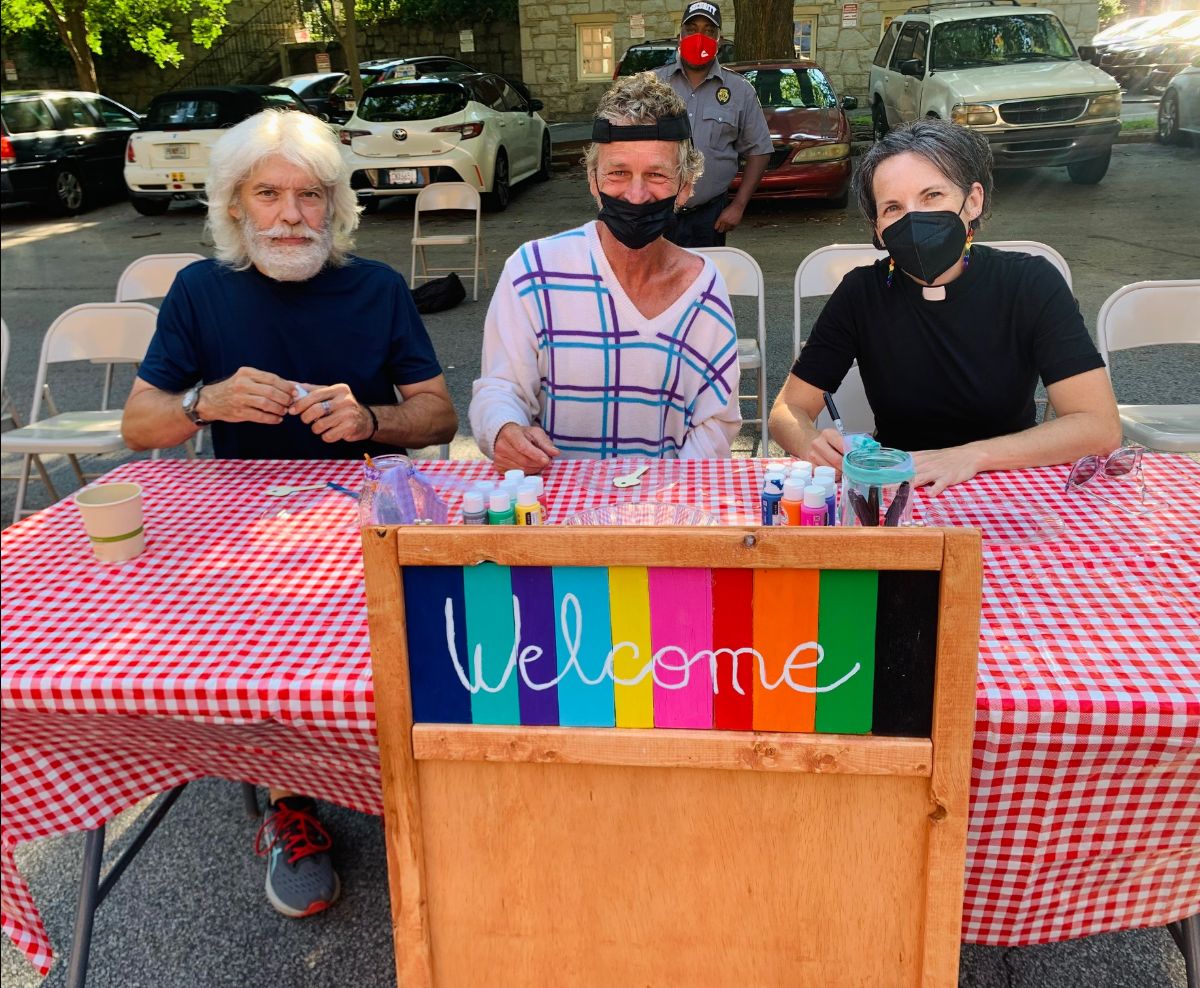 MercyATL's tweet image. This week's Mercy Newsletter is out! Don't miss photos of our 17th Anniversary Celebration today! - mailchi.mp/af7dfbb94c28/m…