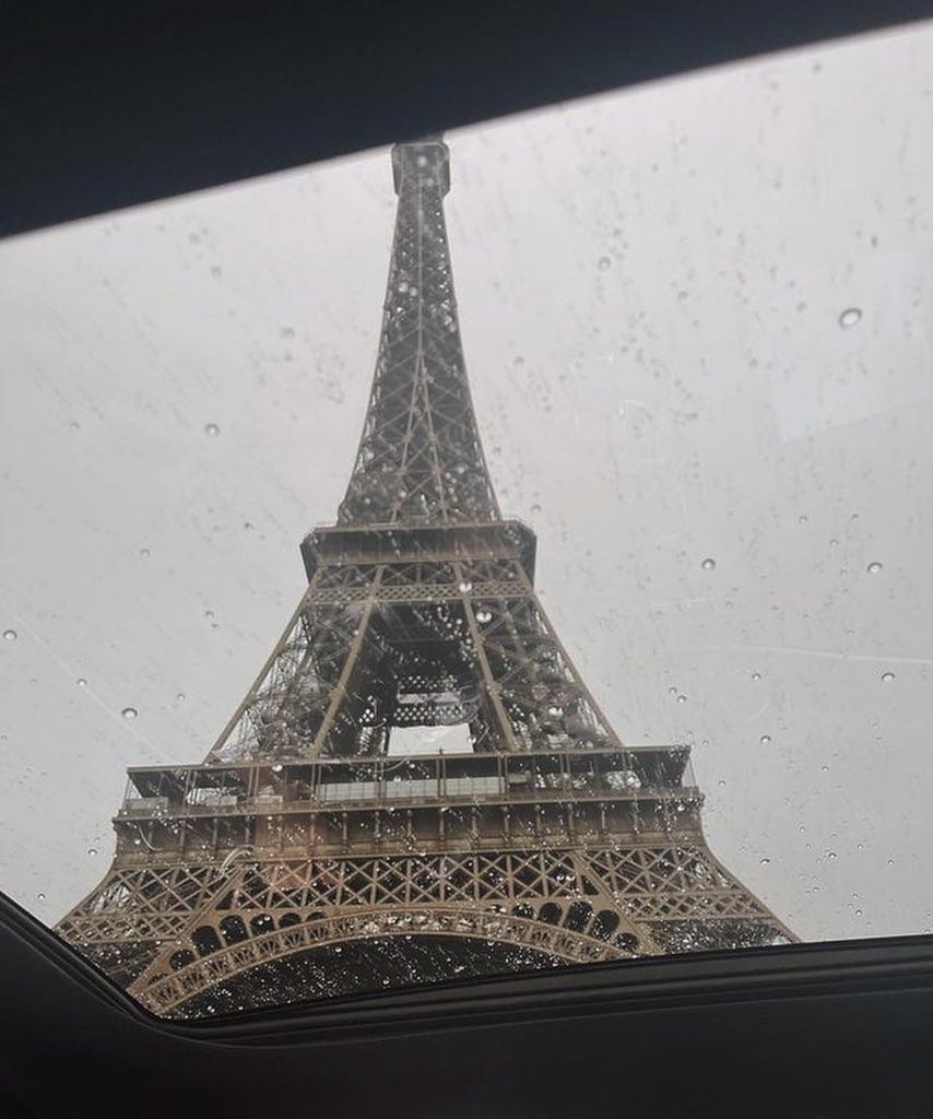 𝙿𝚊𝚛𝚒𝚜 🤍