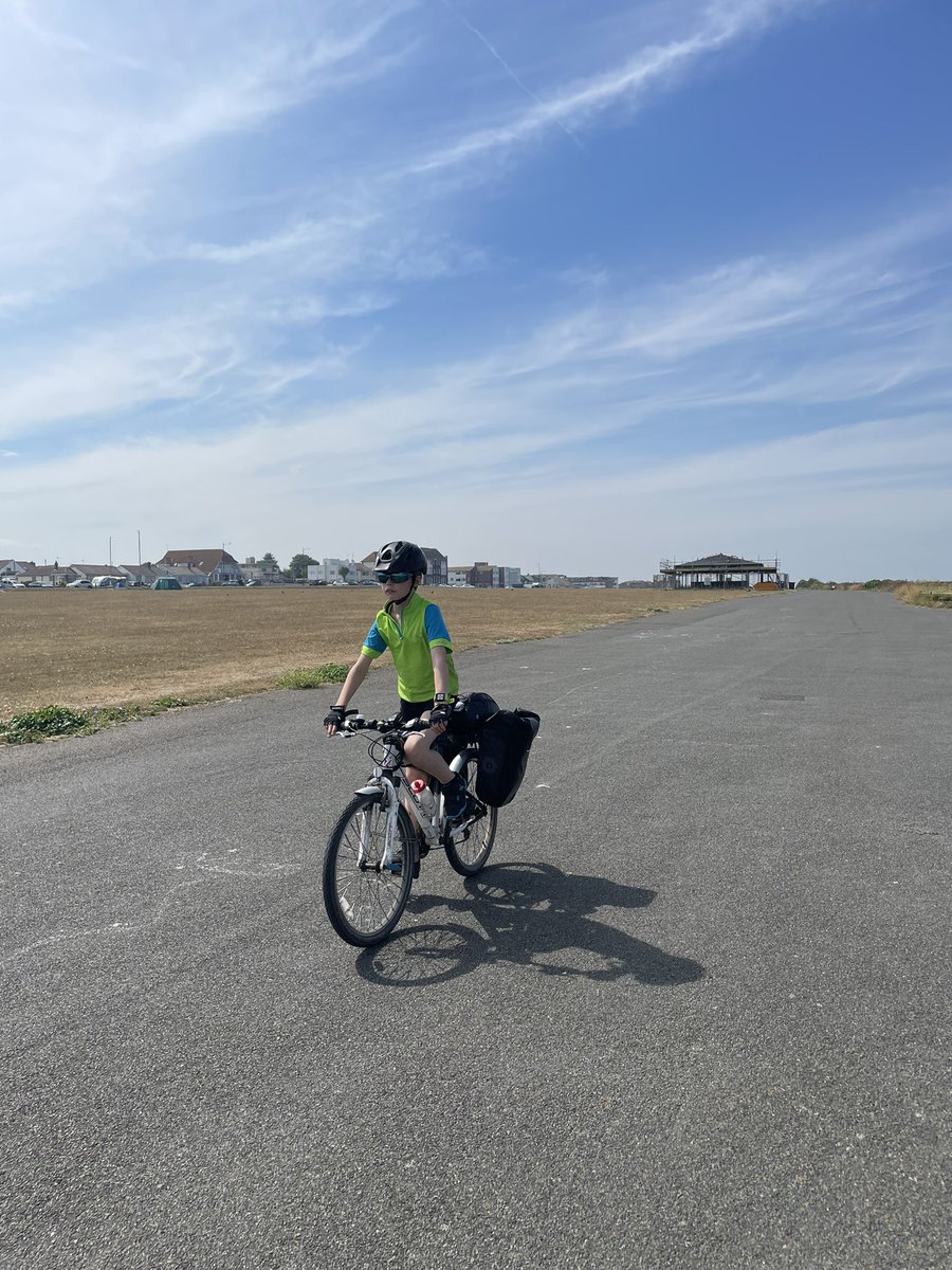 ianodonnell's tweet photo. We had another fab day cycling the @WeAreCyclingUK #cantiiway finishing with fish &amp; chips from the Zetland Arms sitting in the pub garden on the beach https://t.co/pPNHQXVhLB